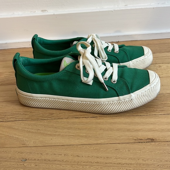 Cariama women’s green canvas sneakers 7.5 - Picture 3 of 8